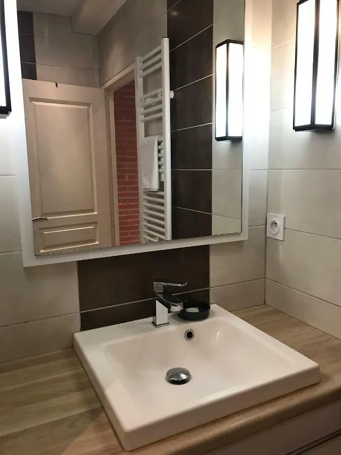 Albi Home - Vigan 0*,  France