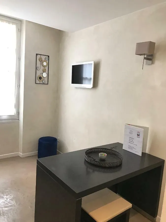 Albi Home - Vigan Apartment
